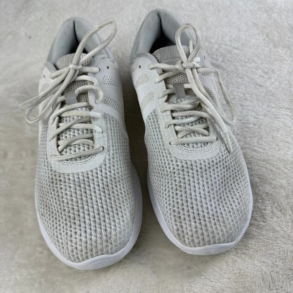 Nike Revolution 4 Mens US 11 Pure Platinum White Gray Mesh‎ Lace Up Running Shoe